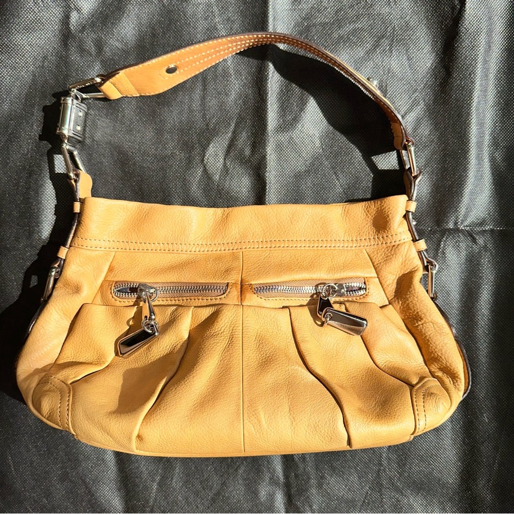 B Makowsky genuine leather lady’s bag purse dust bag is included - Picture 3 of 14